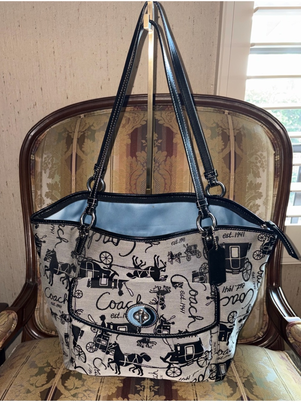 Coach Horse & Carriage “Leah” Tote Euc